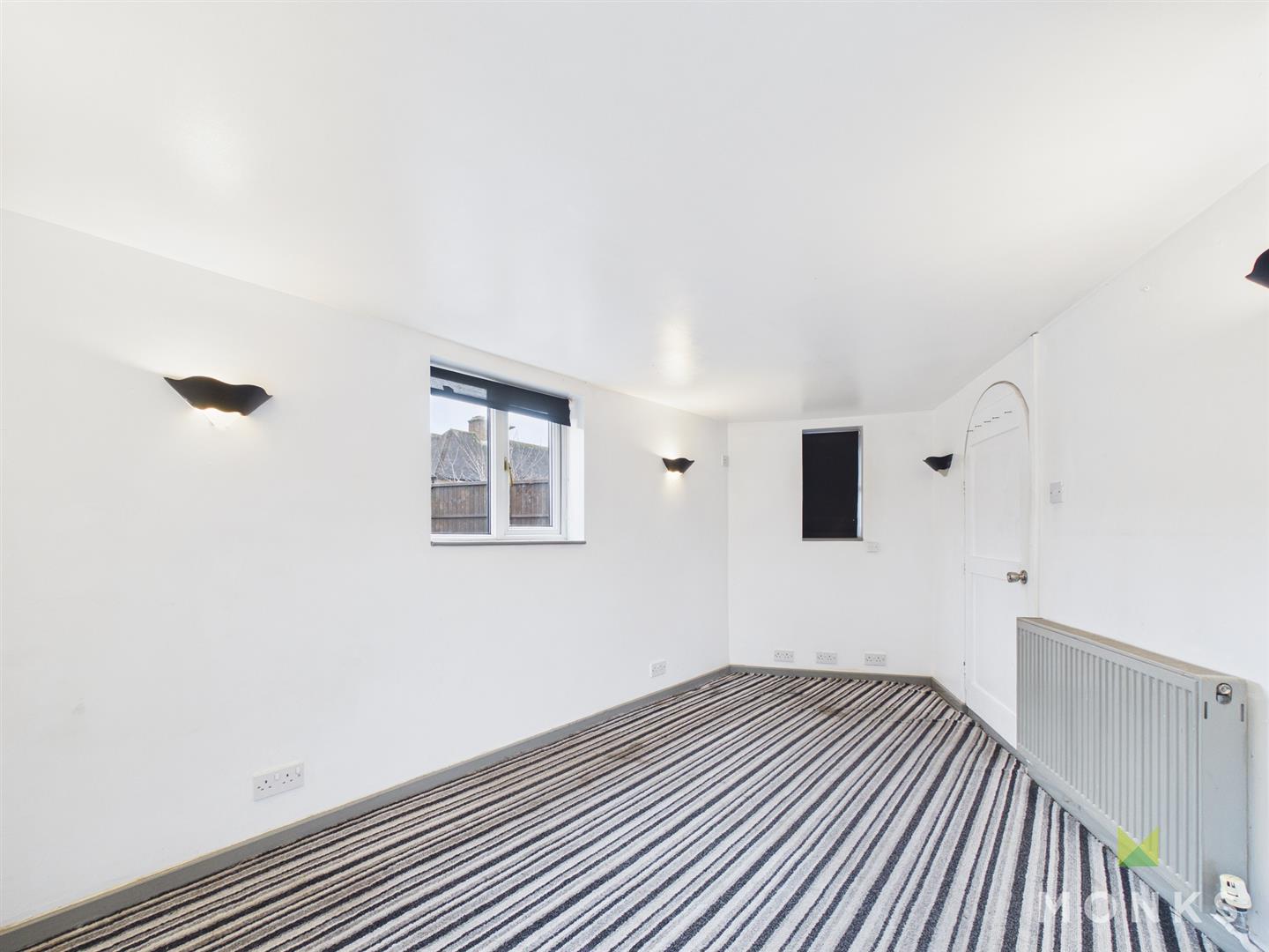 12 Abbots Green, Shrewsbury, SY2 5QU For Sale